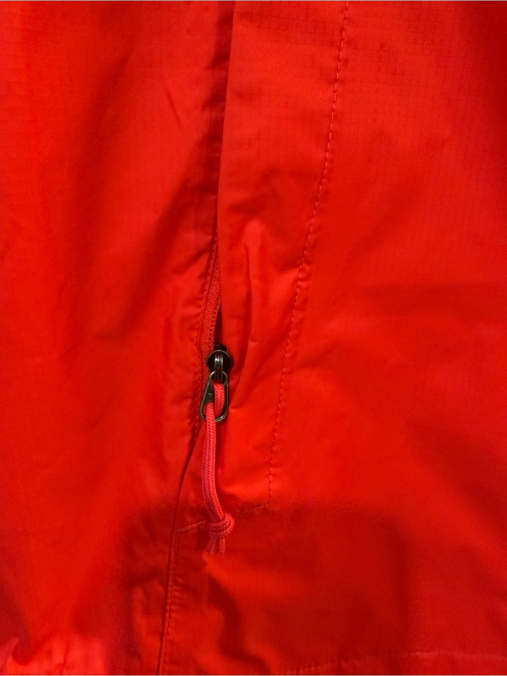 The North Face woman’s Dark Orange Waterproof Hooded Jacket - Picture 4 of 13